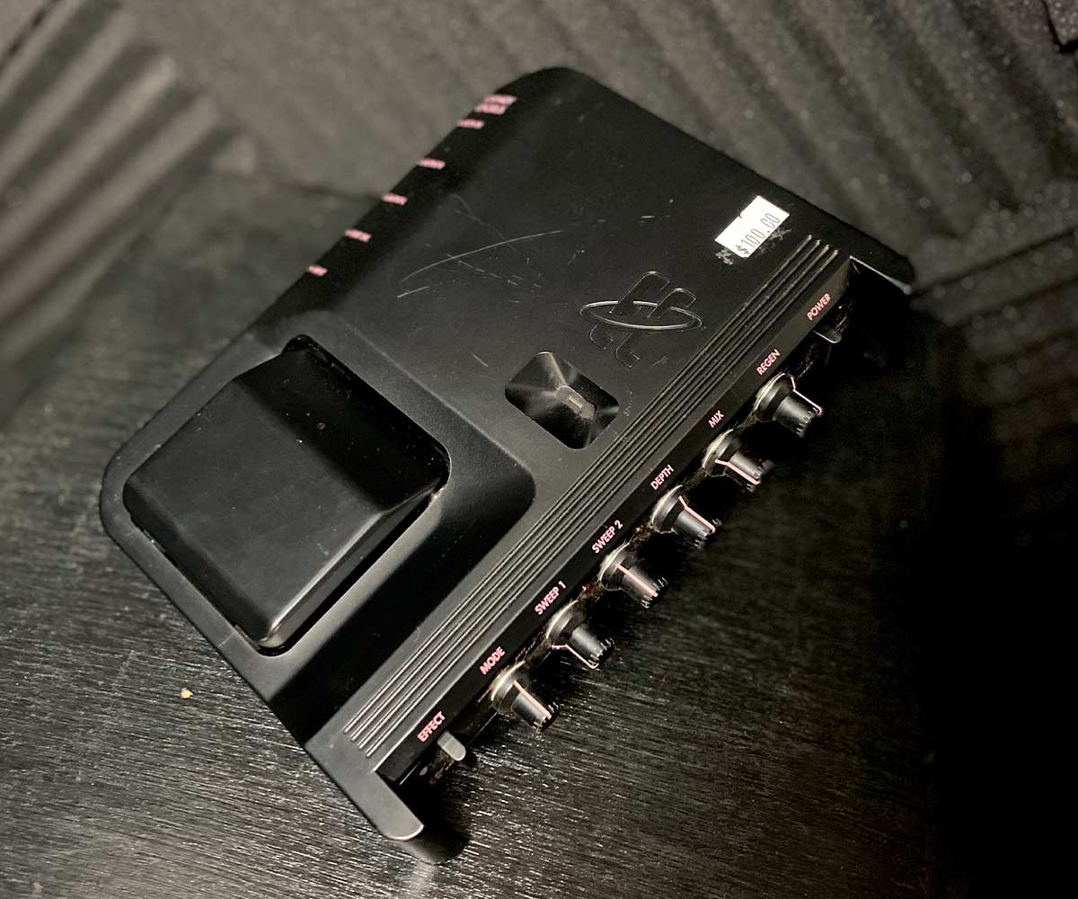 image of effects pedal for sale from WestSide Music